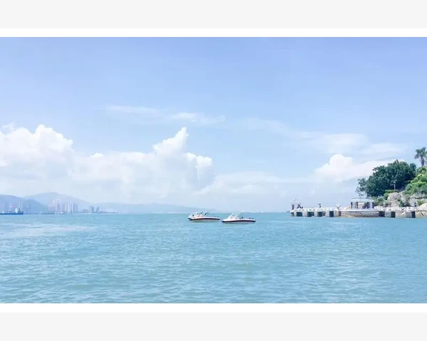 MT4交易成本异常显示的成因与排查思路_导航器窗口拖拽功能实现多图表同时查看